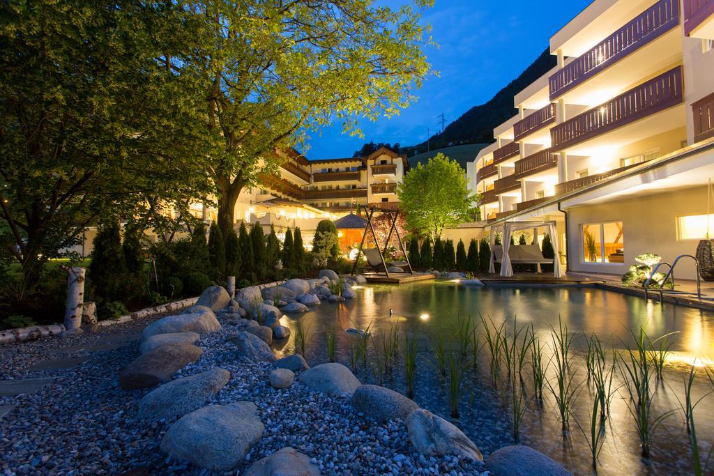 Wiesenhof Gardenresort San Leonardo in Passiria Eksteriør billede